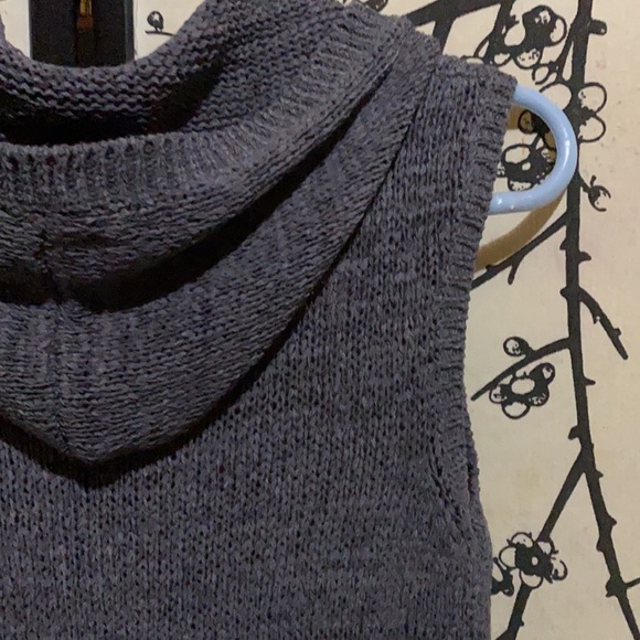 BCBG MaxAzria Ash Gray Knit Hooded Cardigan Duster - Picture 16 of 16